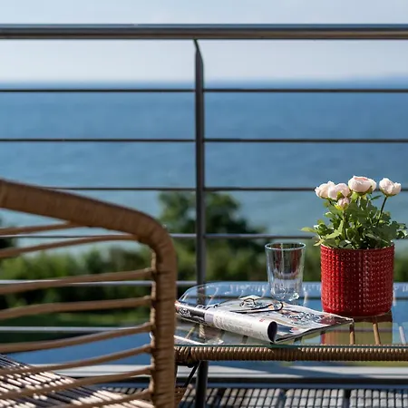 Appartmenthaus, Nause Mit Sauna Und Meerblick - *