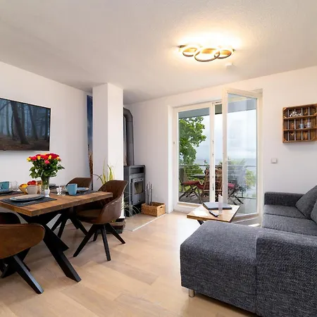 Nause Mit Sauna, Fitness, Naturteich, Parkplatz, Spielplatz Und Direkten Meerblick Apartamento Sassnitz